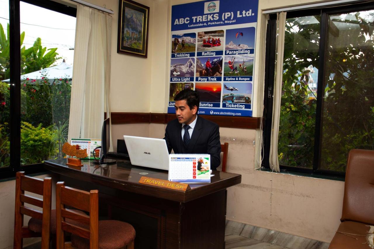 Hotel Orchid Pokhara Bagian luar foto